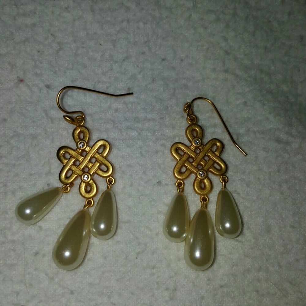 COPY - Lulu Avenue earrings